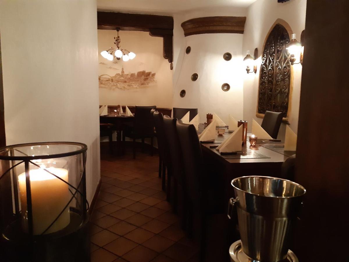 Hotel Weingaertner Манхайм Екстериор снимка